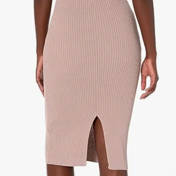 Guess Dress Size Medium - Picture 3 of 6